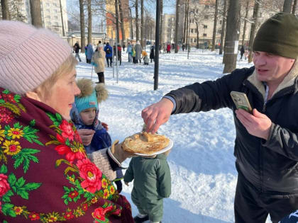 Чебоксары встречают весну: Масленица в самом разгаре!
