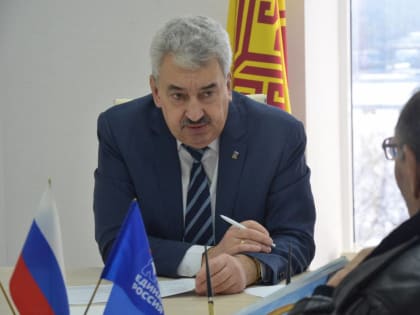 Леонид Черкесов провел прием граждан