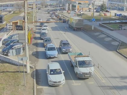 Адаптивный режим работы светофора на перекрестке Президентского бульвара и ул. Дзержинского