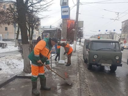 АО «Дорэкс» продолжает работы по зимнему содержанию дорог города