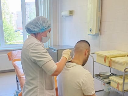 Врачи рассказали, что делать при обнаружении клеща на теле