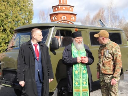 В Новочебоксарске передали УАЗ СГР бойцам СВО