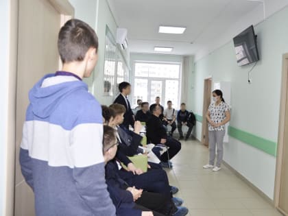 В Школе по отказу от курения продолжаются занятия для подростков
