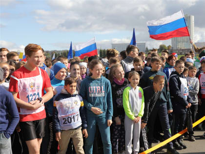В Чувашии в 16-й раз прошел Всероссийский день бега «Кросс нации»