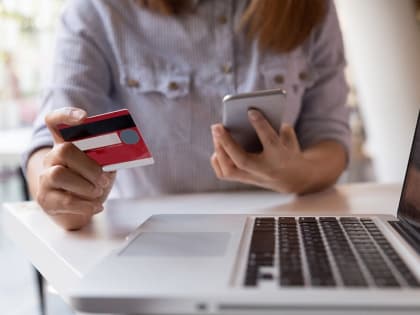 Интернет-аферисты обманули чебоксарскую пенсионерку на 2,6 млн рублей