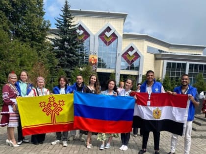Студенты музыкального училища – участники Всероссийского межнационального лагеря «Диалог культур»