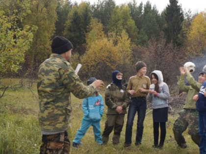 Воспитанники Воскресной школы "Ковчег" при храме св. вмч. Георгия Победоносца п. Вурнары провели занятия на природе