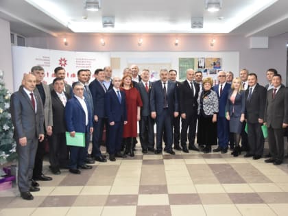 Леонид Черкесов: Необходимо усилить работу по созданию благоприятных условий для развития родного языка, традиций, культуры