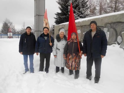 Алатырские коммунисты отметили 100-летие СССР и Новый год
