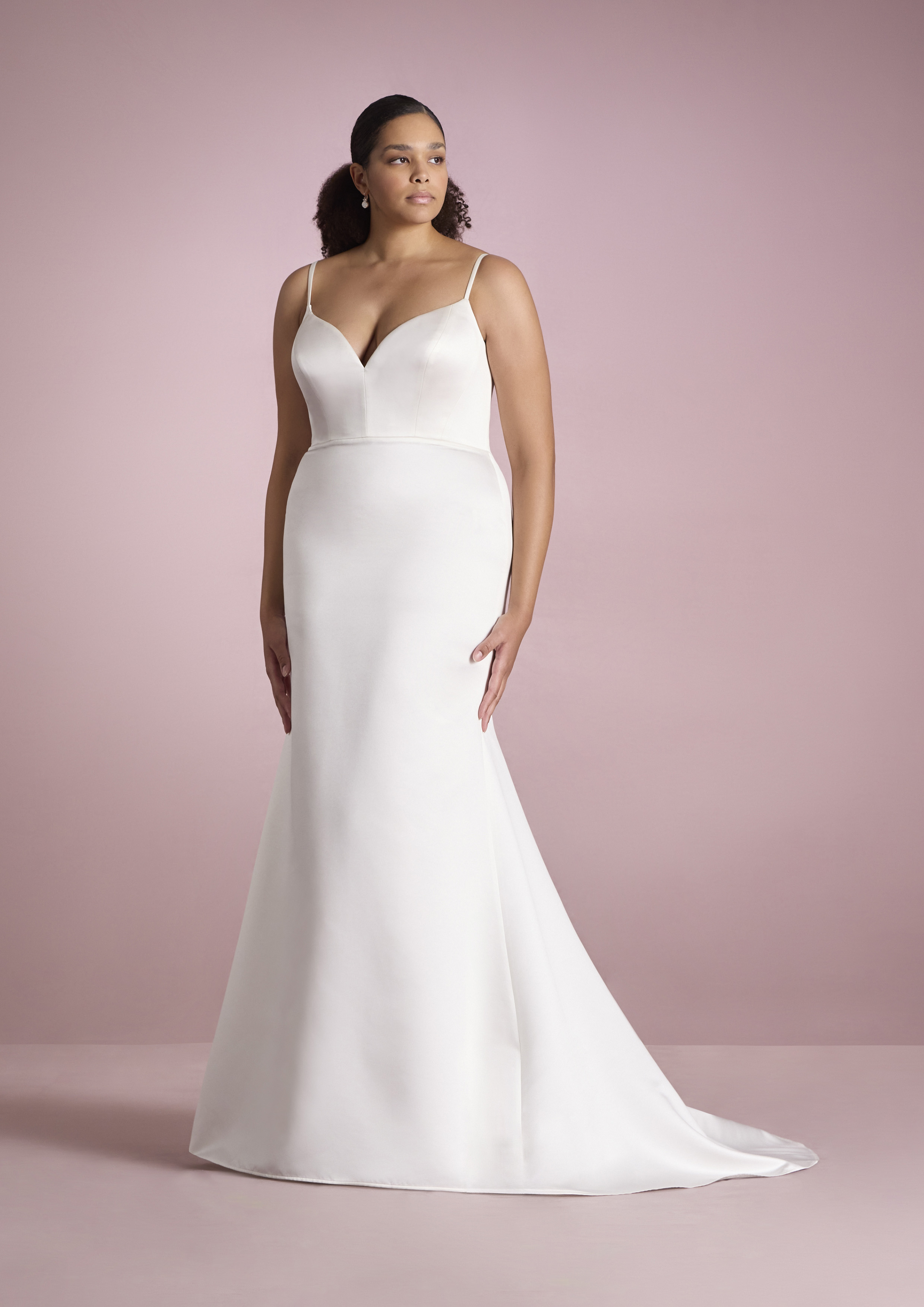 pronovias-SAPPORO-E