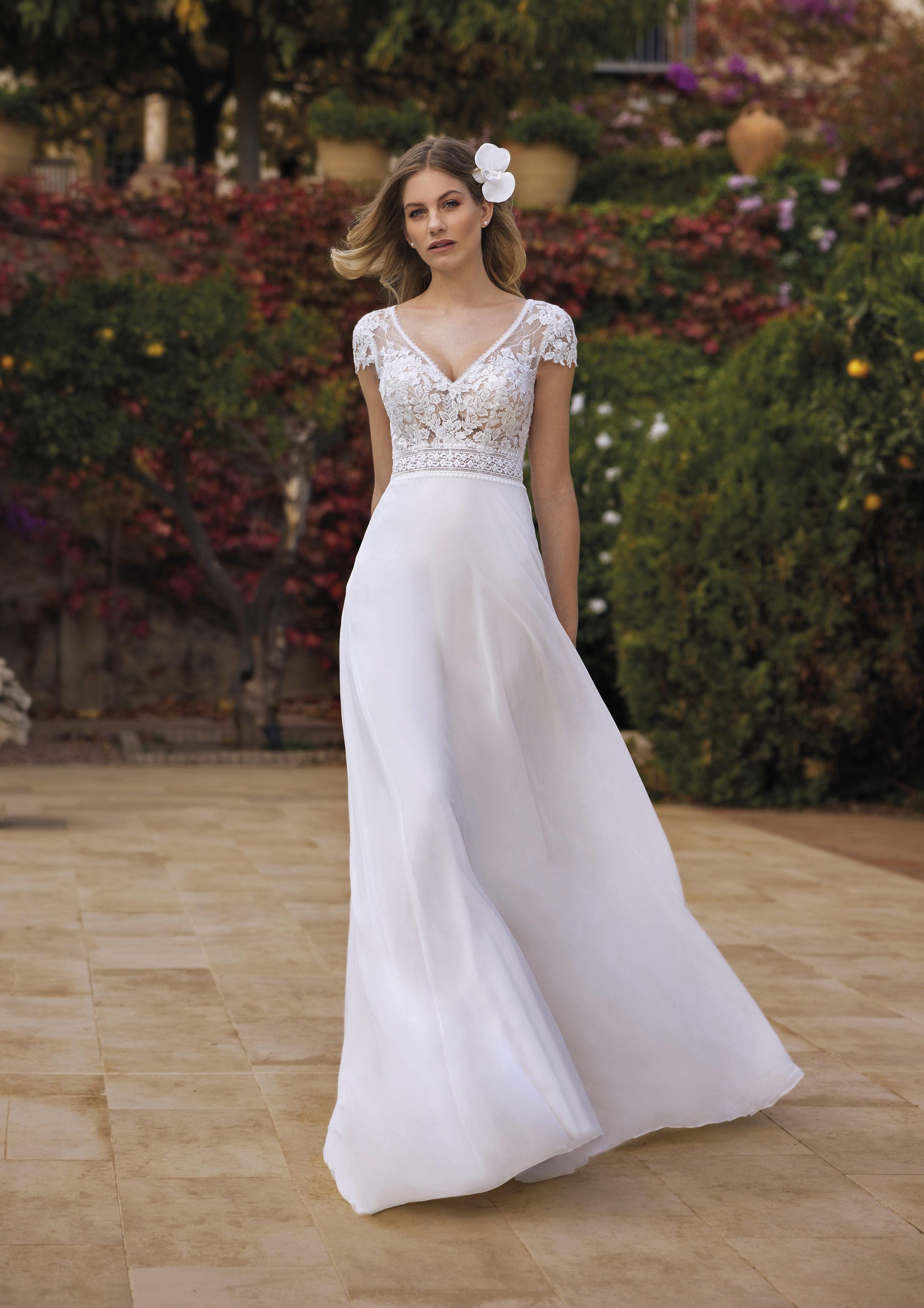 pronovias0-KNIGHT-