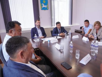 Совещание депутатов в Эхирит-Булагатском районе