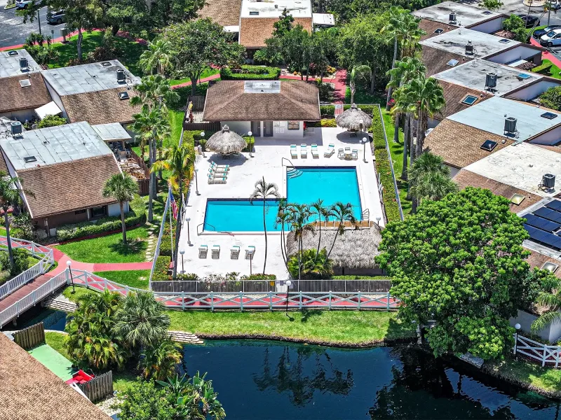 Two level minimalist mansion
