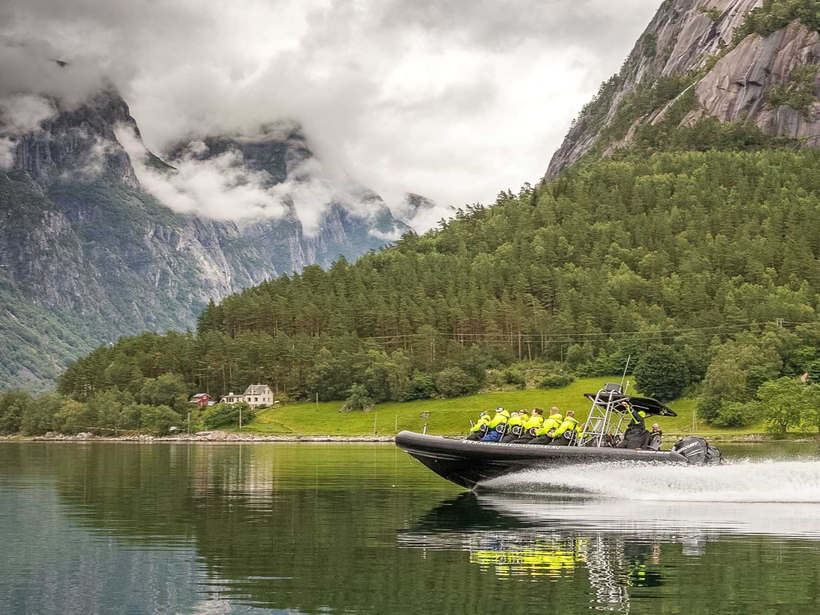 60-minute RIB tour from Eidfjord | Book Hardanger