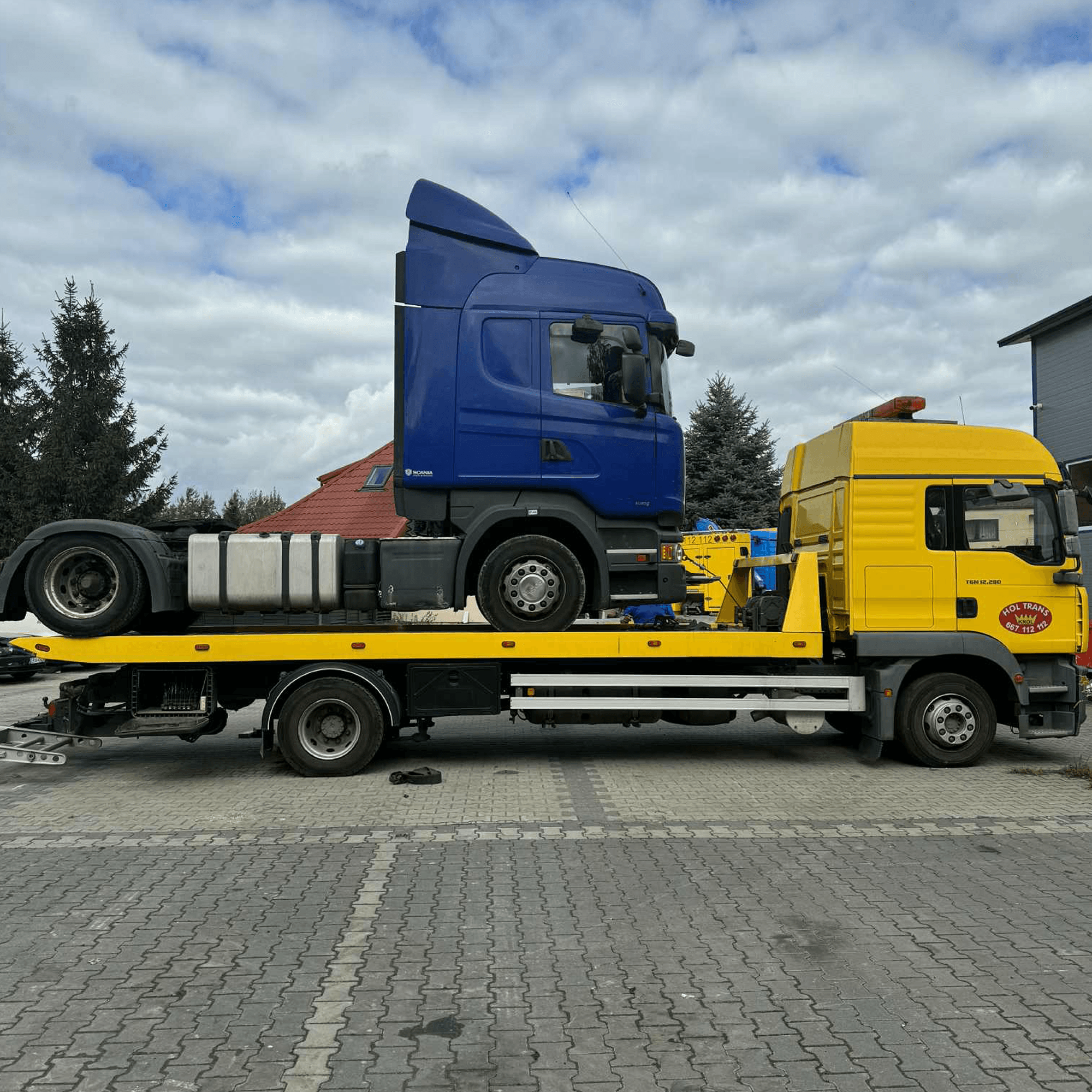 Pomoc drogowa platforma hydrauliczna MAN TGM 12.280