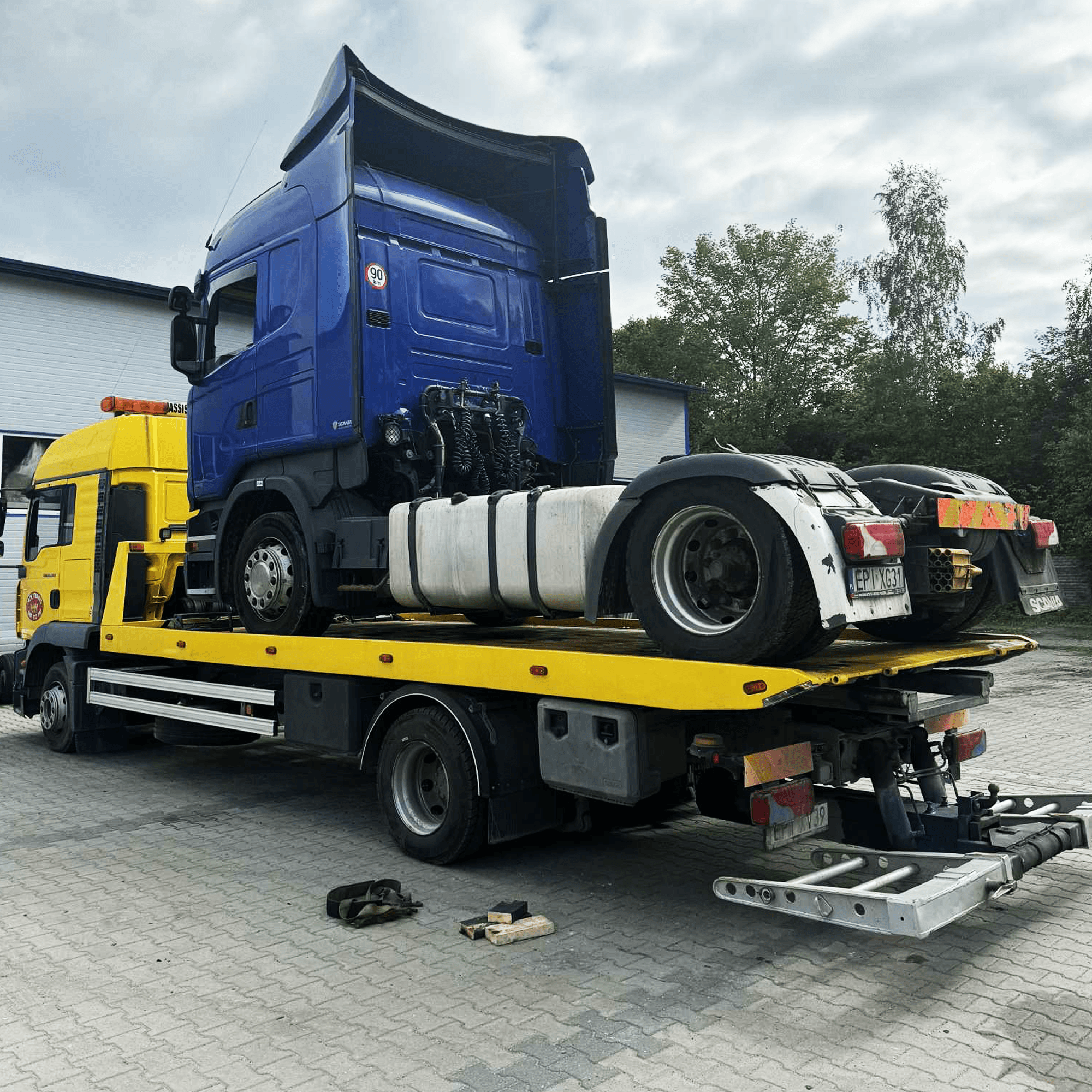 Pomoc drogowa platforma hydrauliczna MAN TGM 12.280 – widok 6