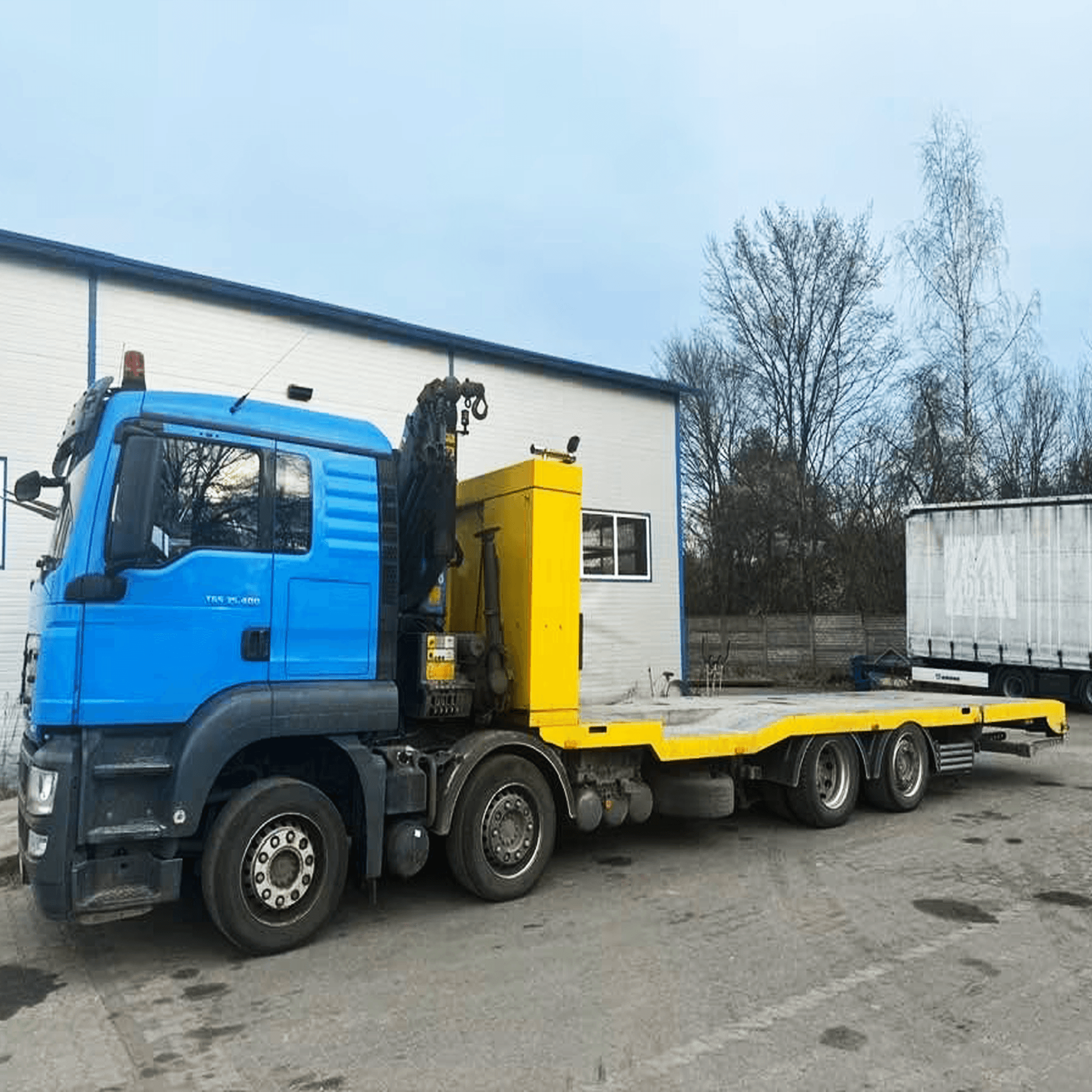 Pomoc drogowa platforma hydrauliczna MAN 32.400 TGS