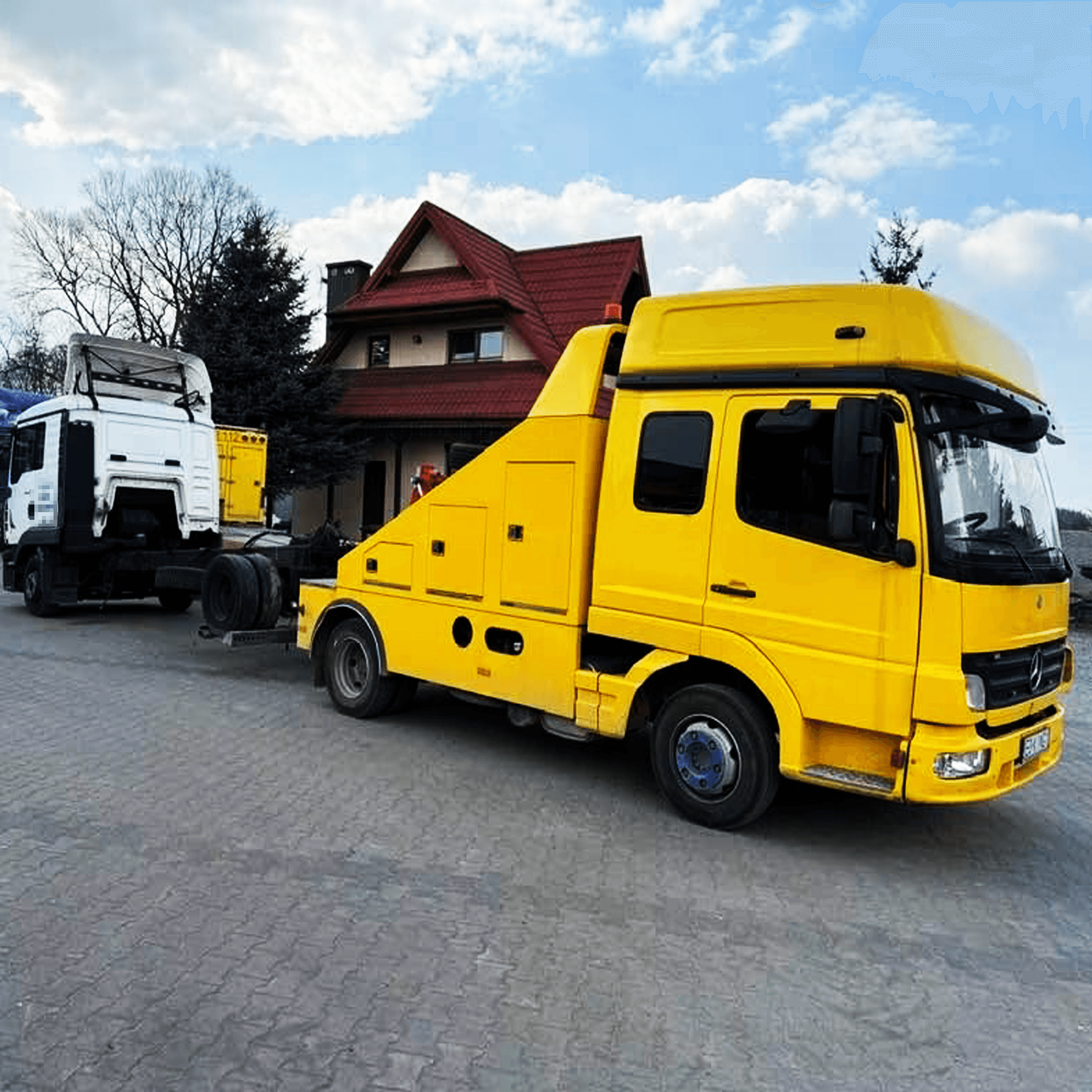 Pomoc drogowa Mercedes-Benz Atego do holowania busów – widok 7