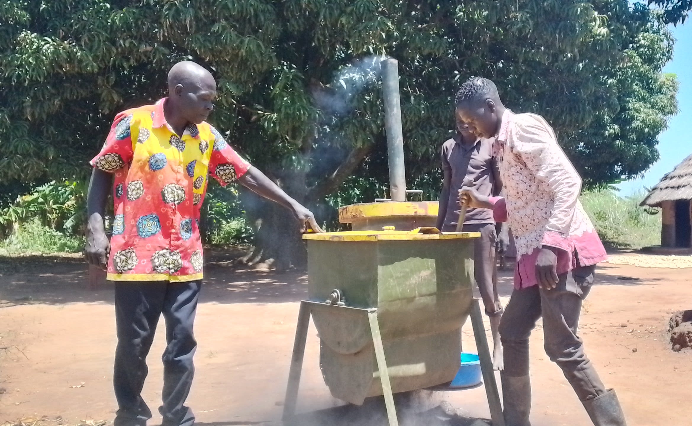 Farmers in Kitgum reviving soil fertility using agricultural waste ...