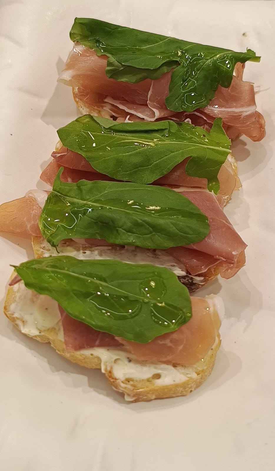 Prosciutto Spinach Cheese Bruschetta