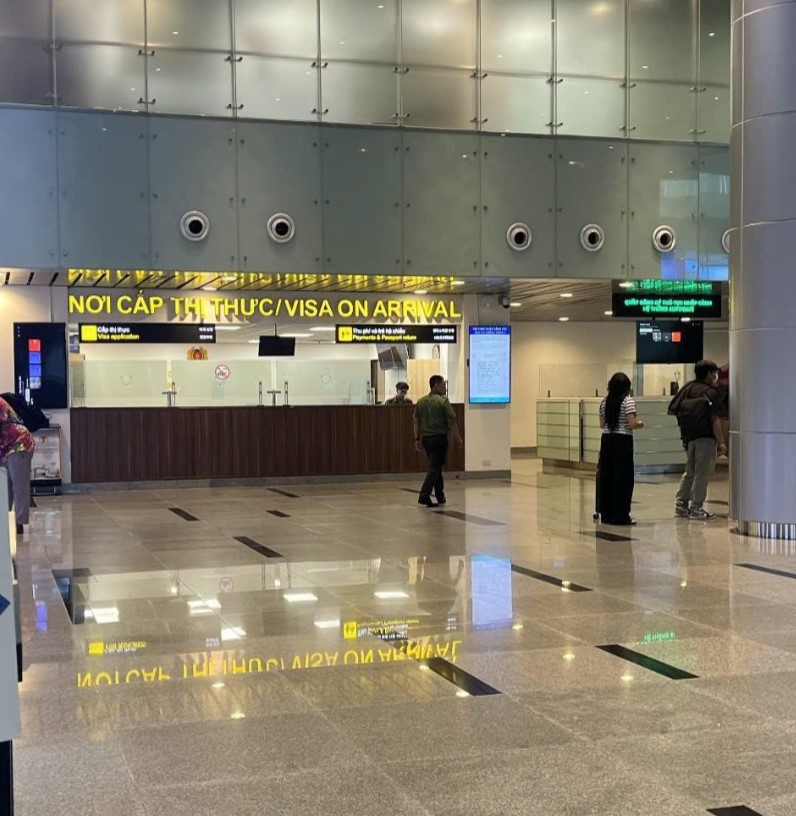 Visa on arrival area at Danang Airport