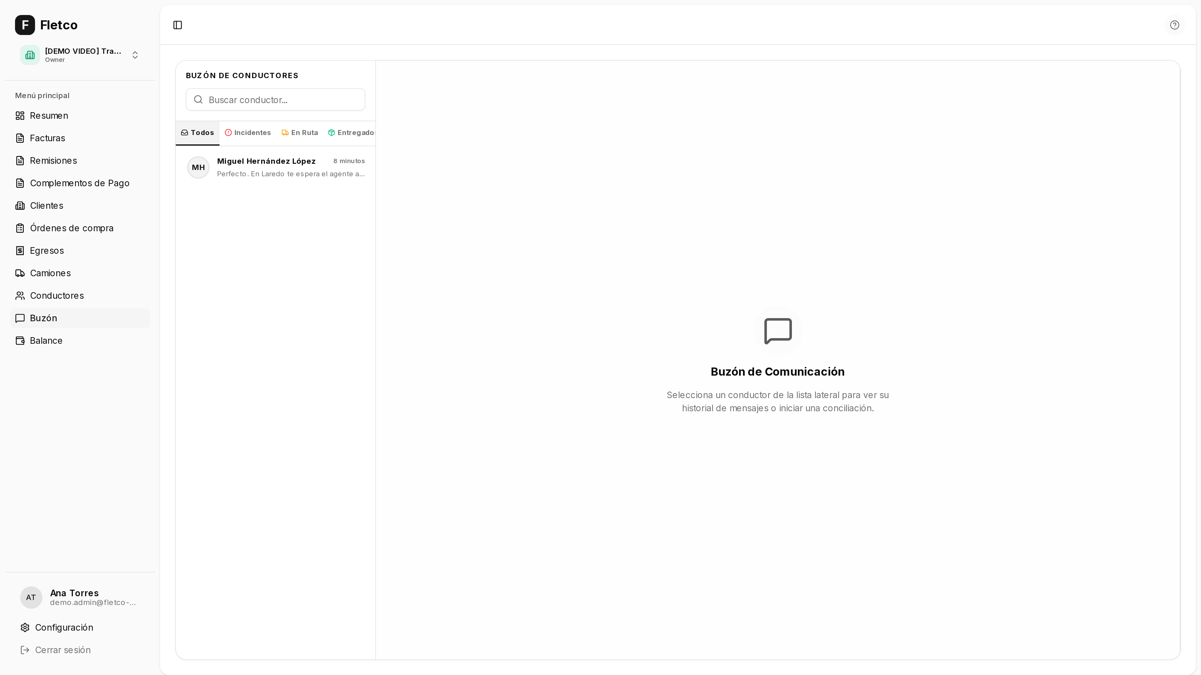 Captura de la bandeja con resúmenes de hilos y priorización automática