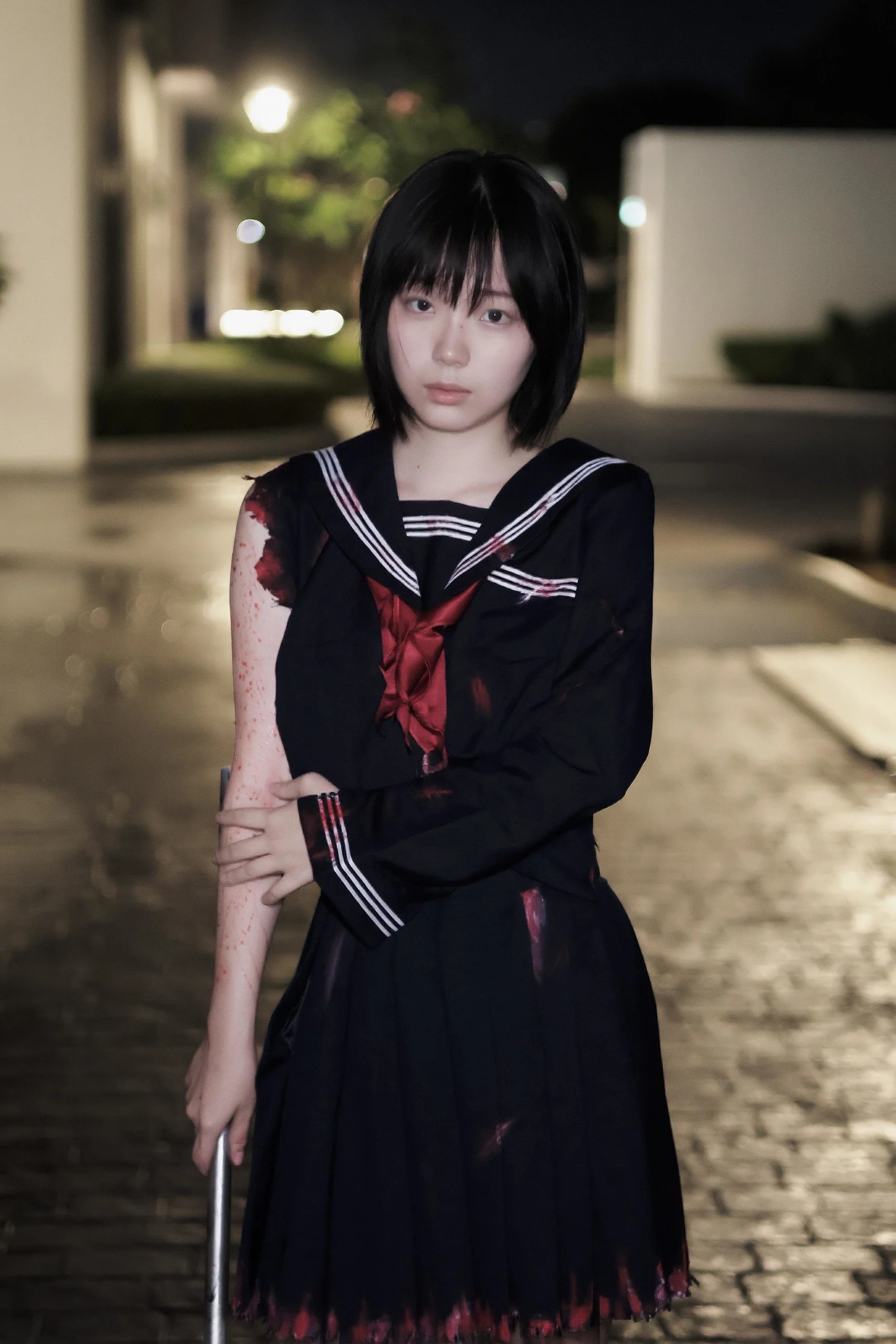 Posts Cosplay and community – Interpretations of characters like Hinako from *Silent Hill f* and sharing on social media.