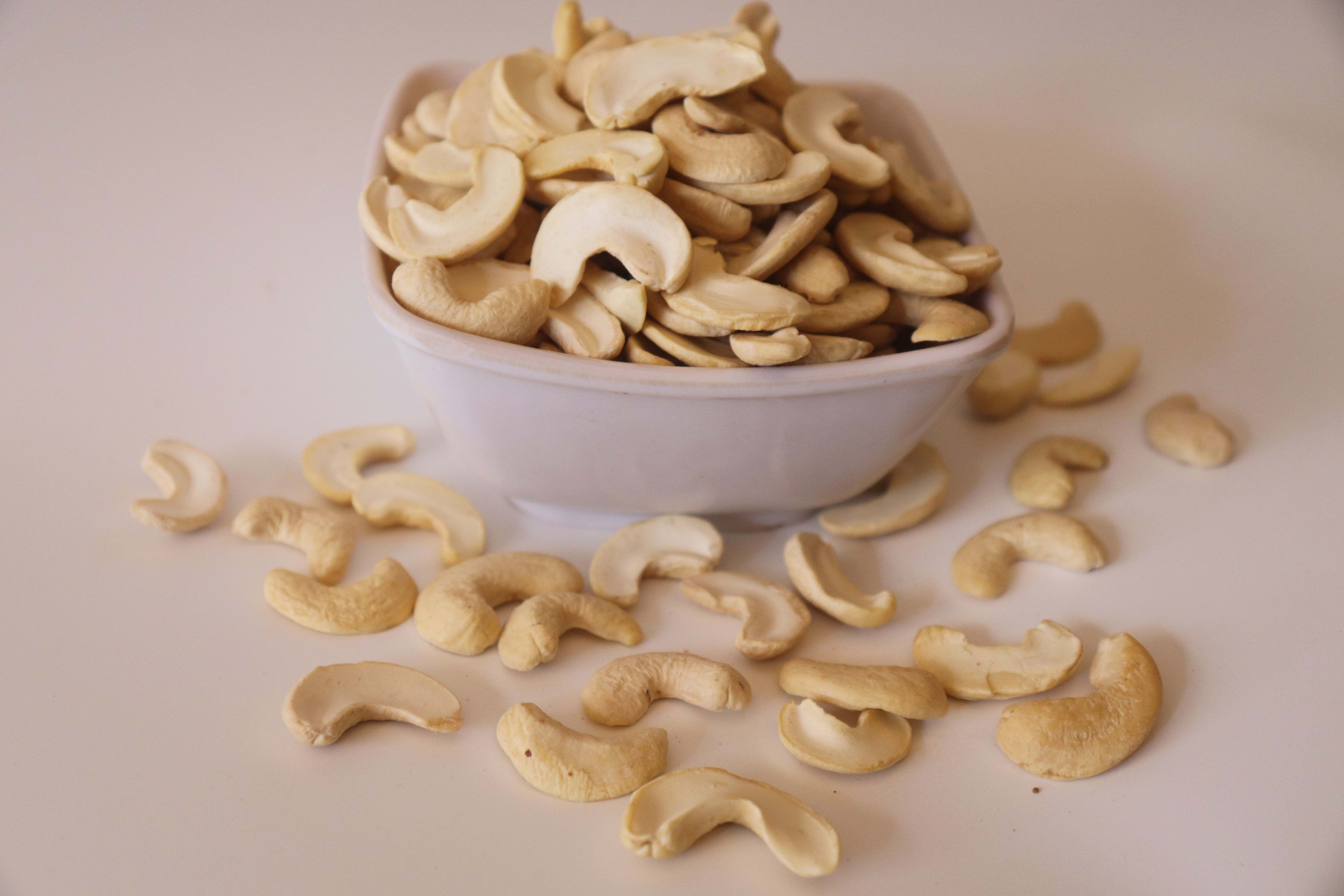 Premium 2Piece  Splited Cashew, Plain Kaju