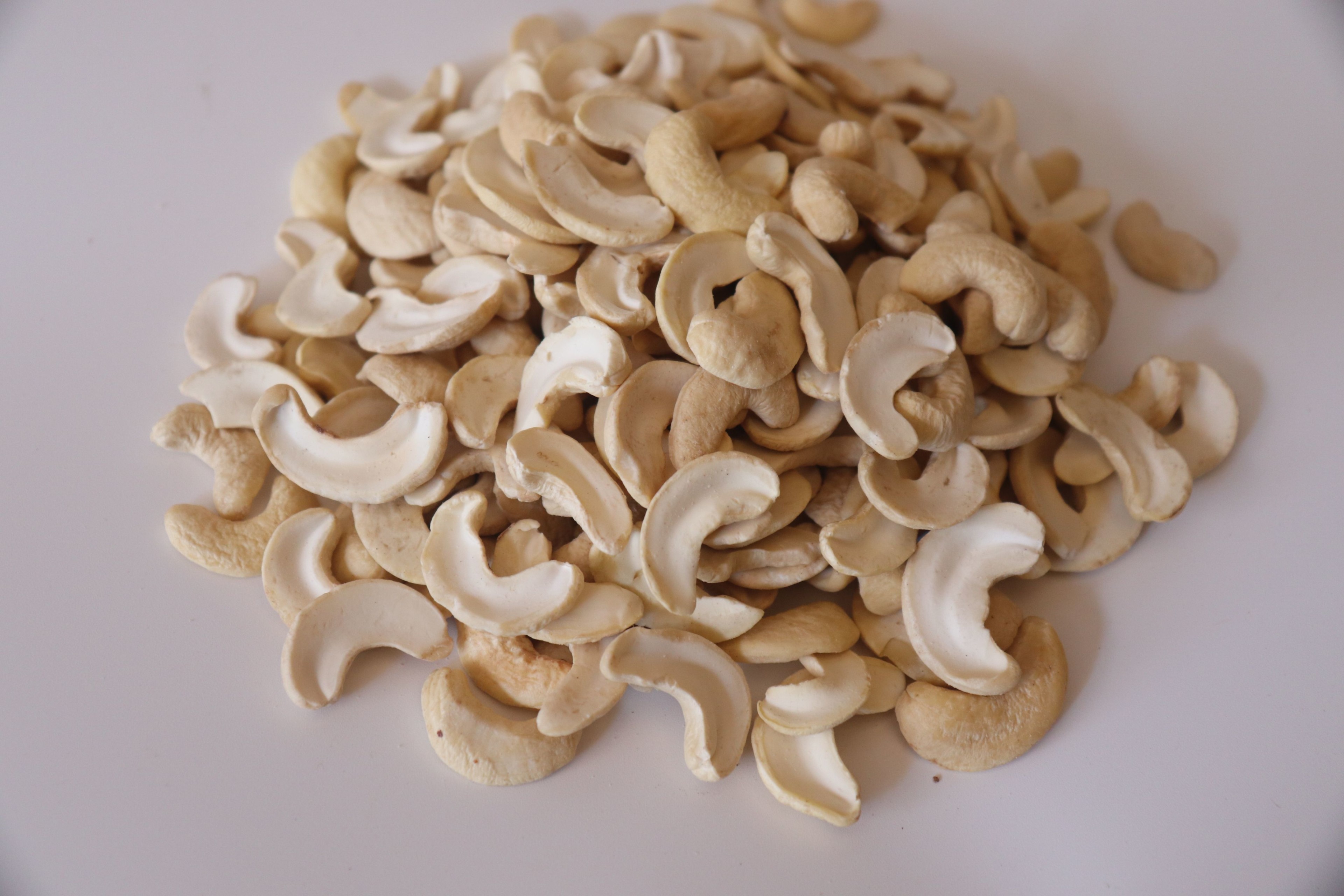 Premium 2Piece  Splited Cashew, Plain Kaju