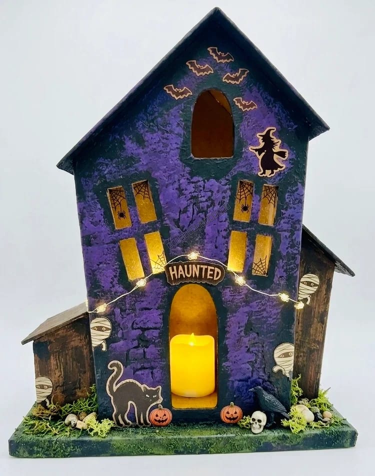 Ages 5 up - Haunted House