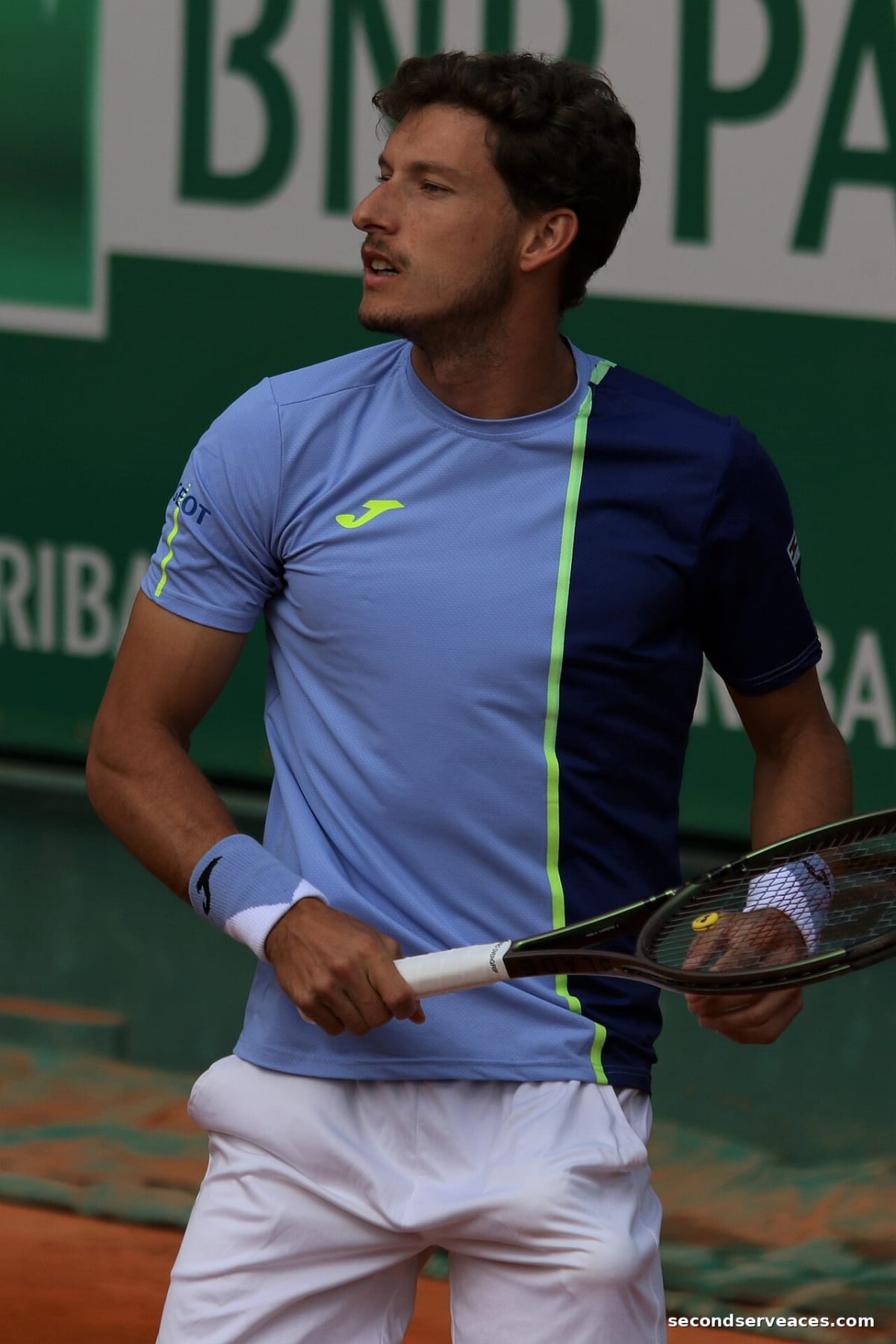 Ivashka Advances Amidst Umpire Dispute at SM Krishna Open