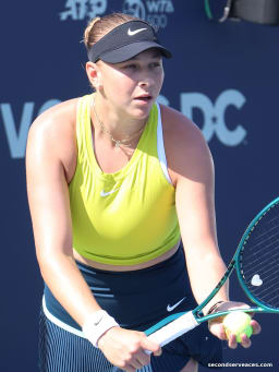 Anisimova Fights Past Eala in Cincinnati Open Thriller