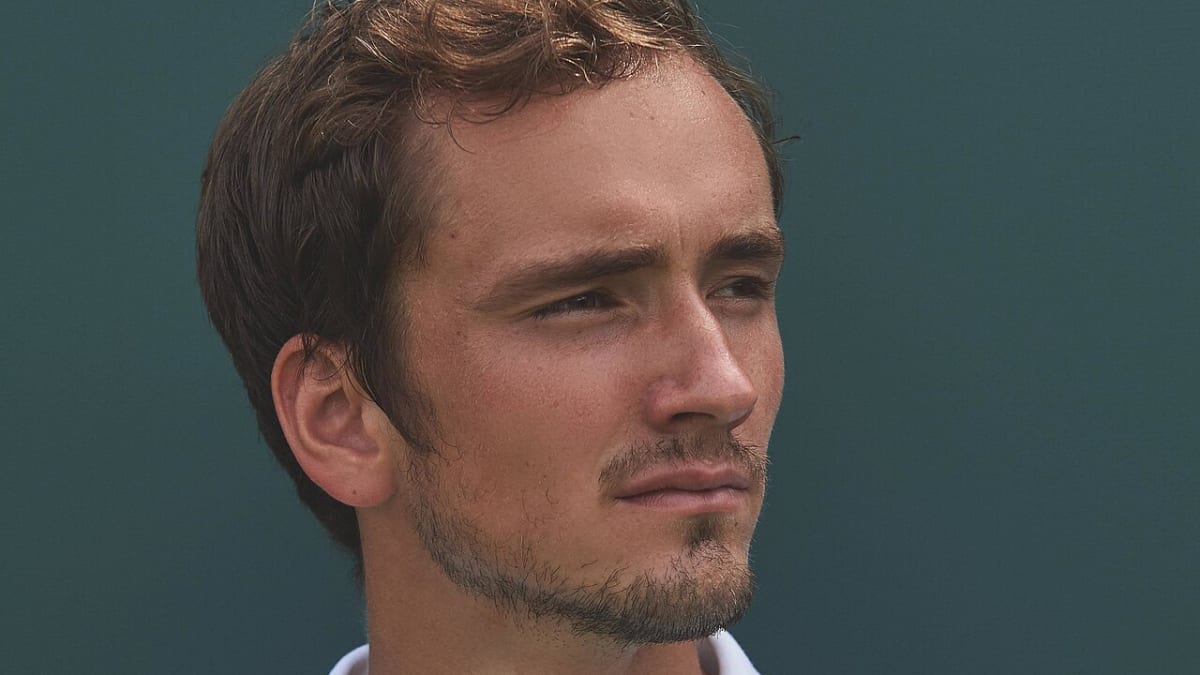 Berrettini Double-Bagels Medvedev in Monte Carlo: 6-0, 6-0
