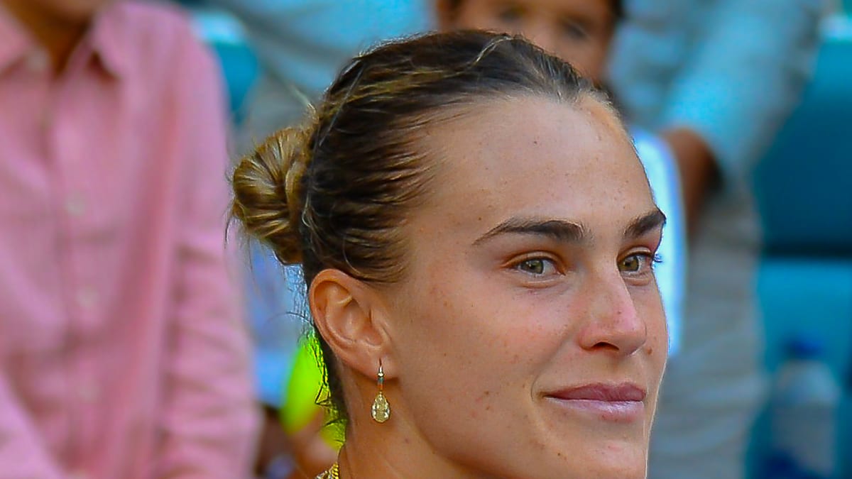 Sabalenka's Roland Garros Excuses Draw Chris Evert Criticism