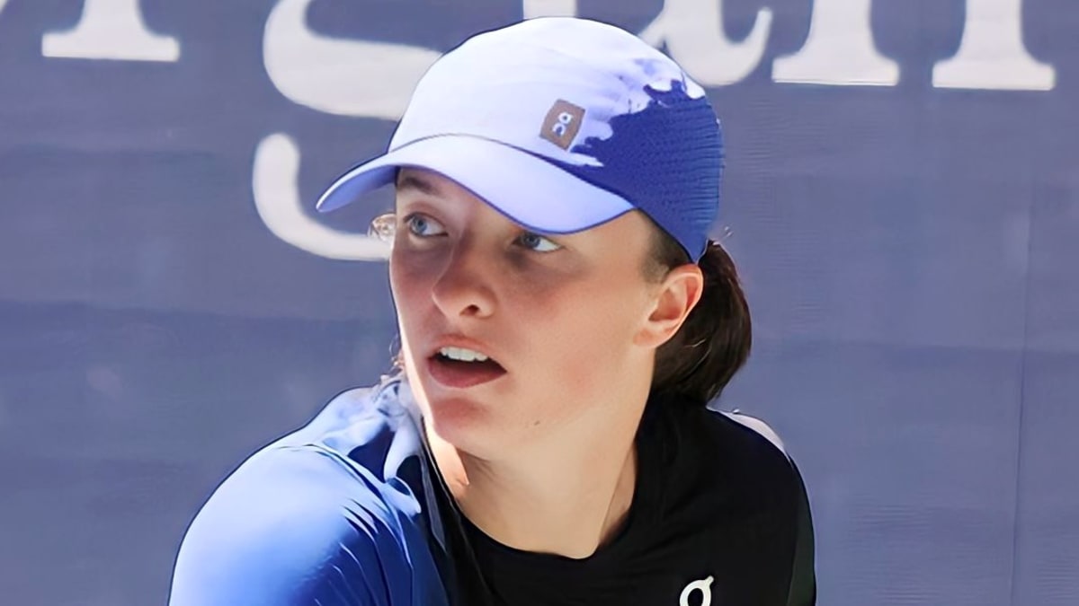 Swiatek Beats Gao Xinyu 6-2, 6-3 at China Open