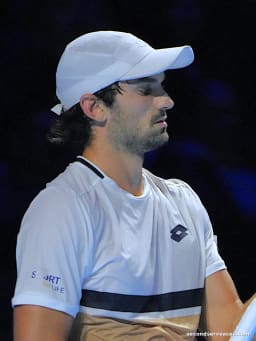 Valentin Vacherot Tokyo Run: 4-6 7-6 6-4, 7-5 4-6 6-4