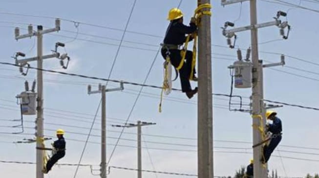 Foto de una INSTALACION DE SUBESTACIONES ELECTRICAS EN TOLUCA