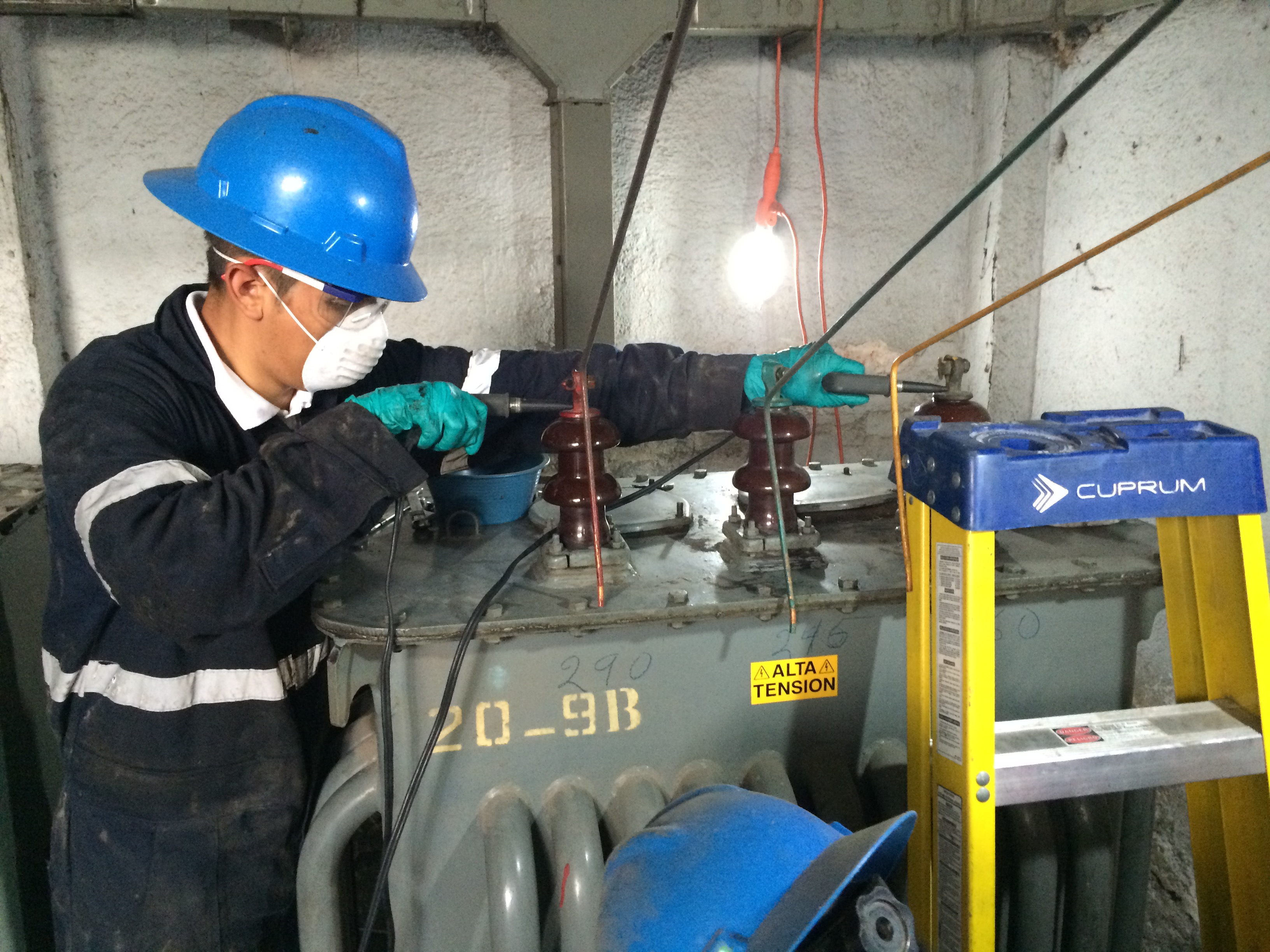 Foto de una INSTALACION DE MAQUINARIA INDUSTRIAL 
