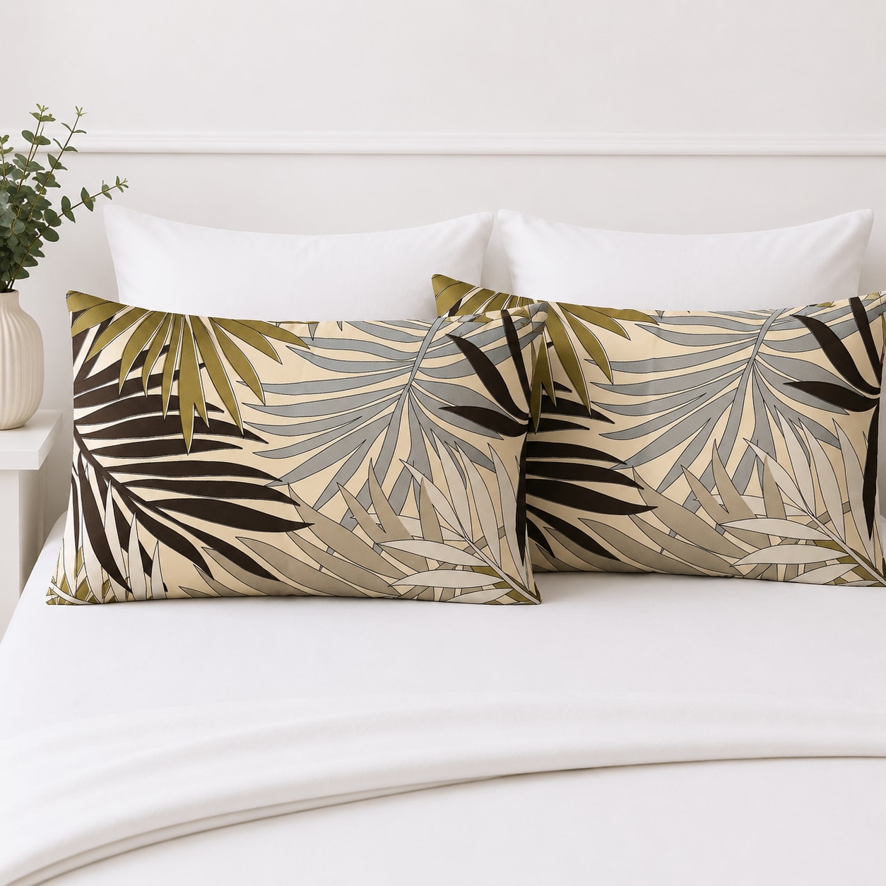 Leafy Elegance Pillow Cover