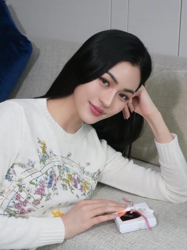 Dior - Delicate Heart - Shaped Token