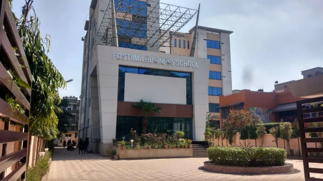 FOSTIIMA Business School
