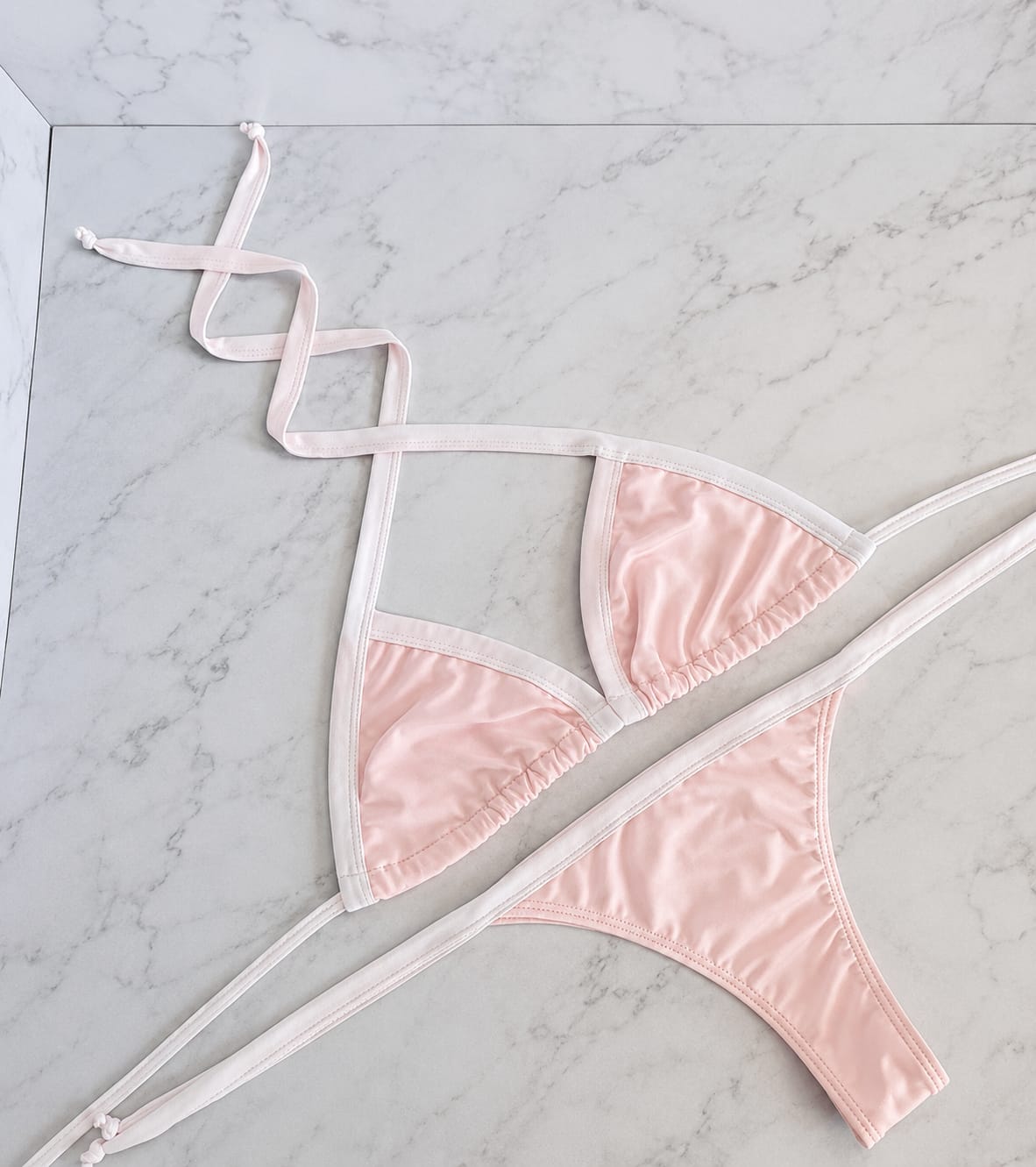 Conjunto Coquette Rosa - Bordes Blancos