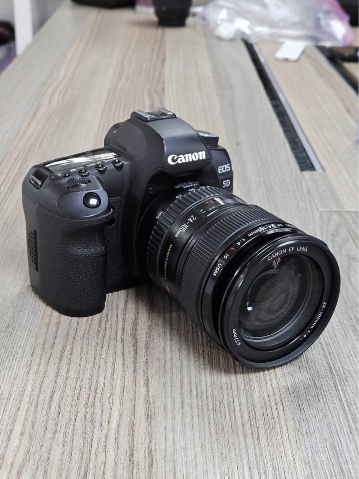 Canon Eos 5d Mark Ii Additional Image