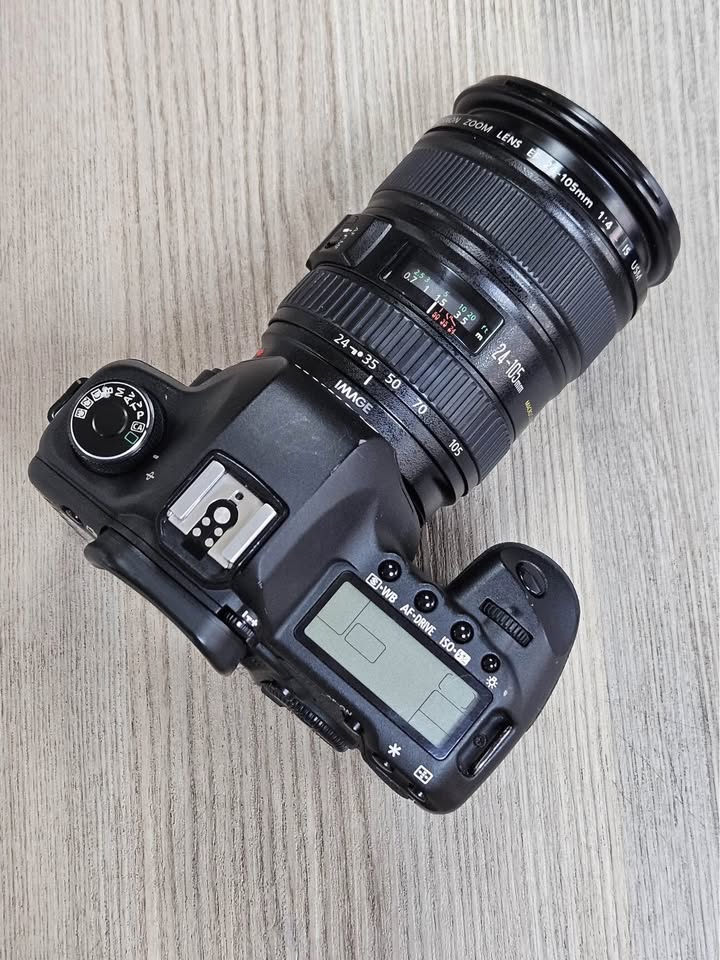 Canon Eos 5d Mark Ii Additional Image