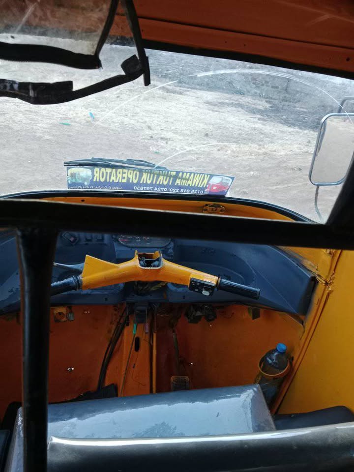 Hustle Tuktuk Additional Image