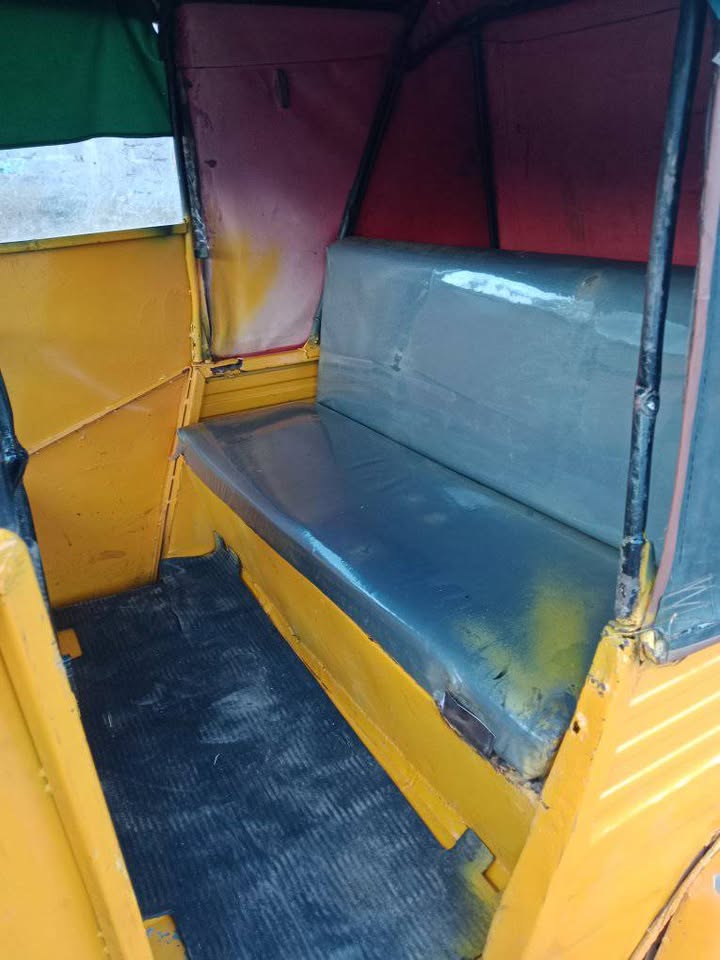 Hustle Tuktuk Additional Image