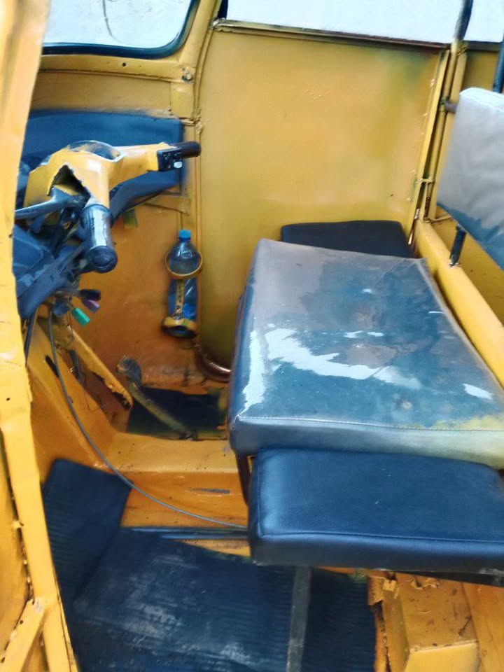 Hustle Tuktuk Additional Image