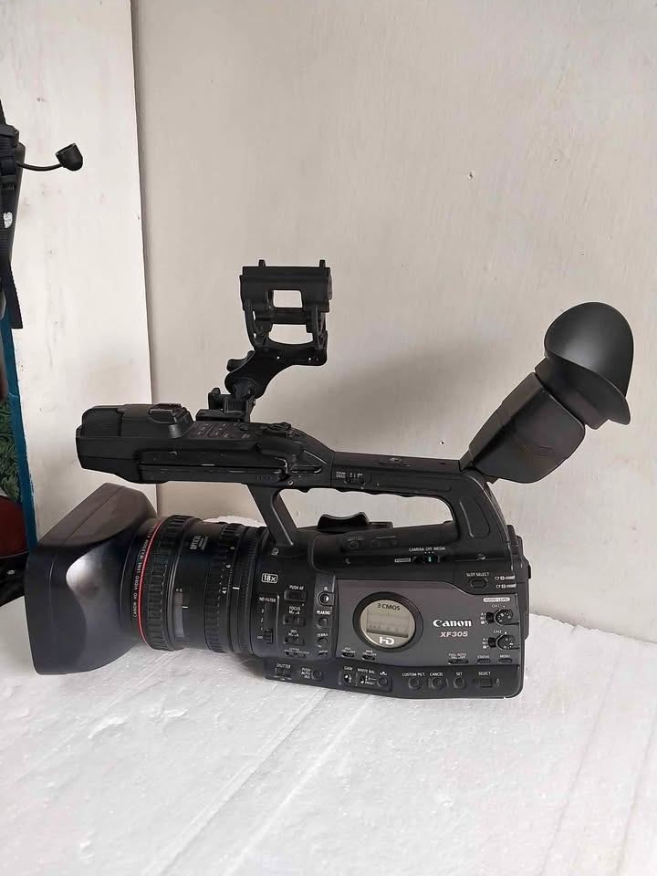 Canon Xf305 Video Camera Additional Image