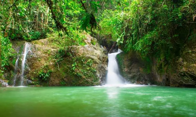 Air Terjun Batu Dinding Kampar