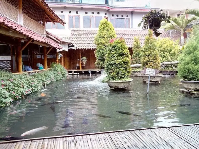 Waroeng Bambu Lesehan Sidomulyo